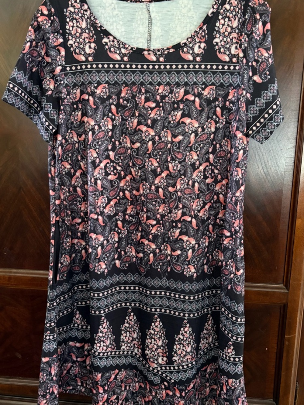 Asymmetrical Women’s Dress in Black and Pink - Casual Paisley